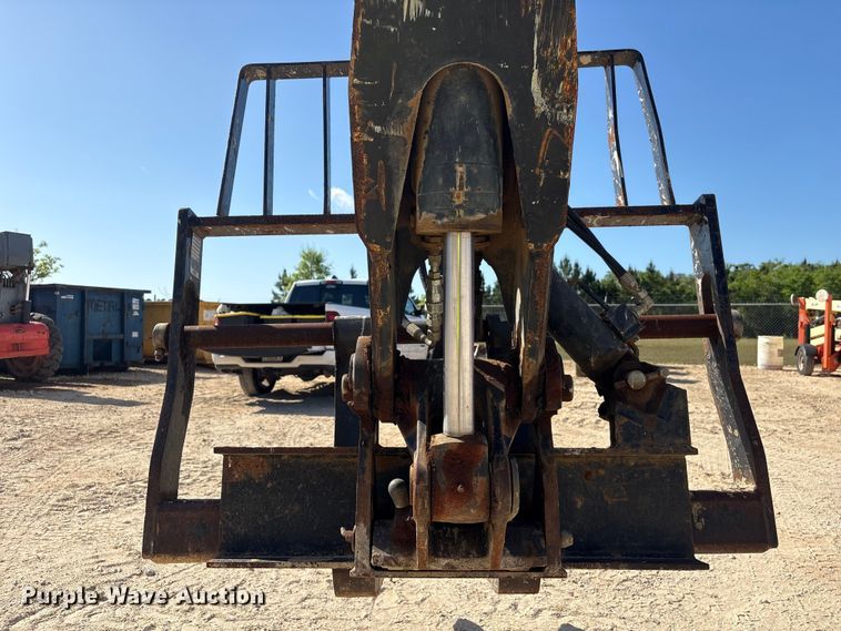 image for item EA7278 2015 JLG G6-42A telehandler
