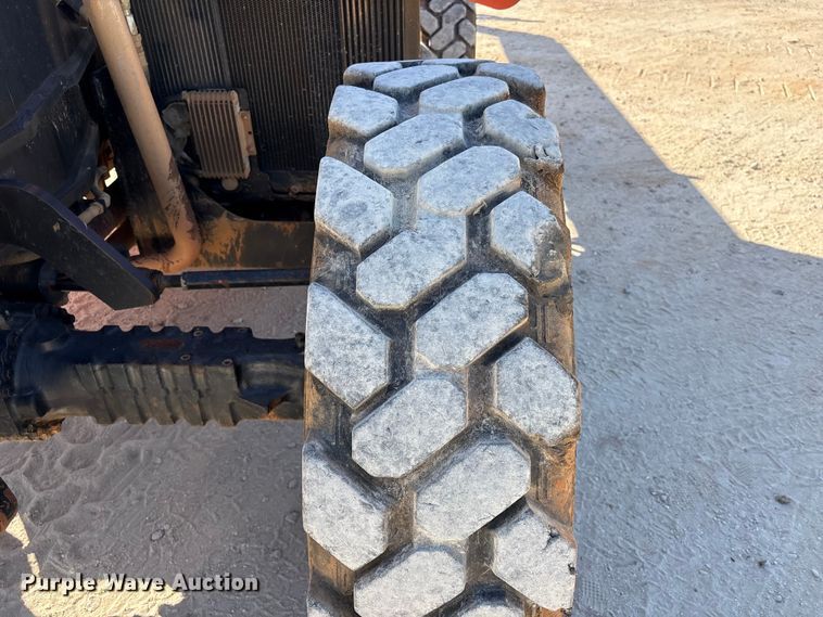 image for item EA7278 2015 JLG G6-42A telehandler