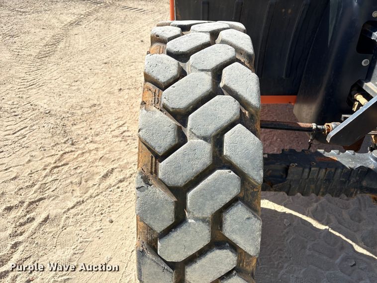 image for item EA7278 2015 JLG G6-42A telehandler