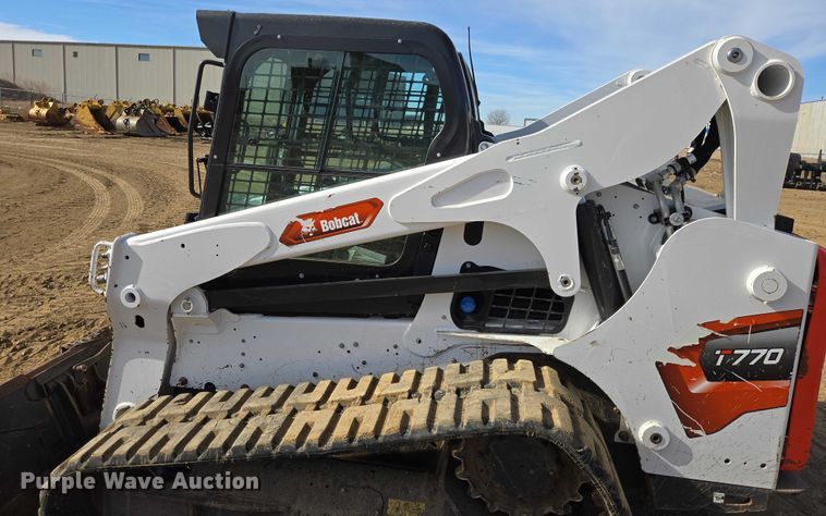 image for item EB1333 2024 Bobcat T770 tracked skid steer loader