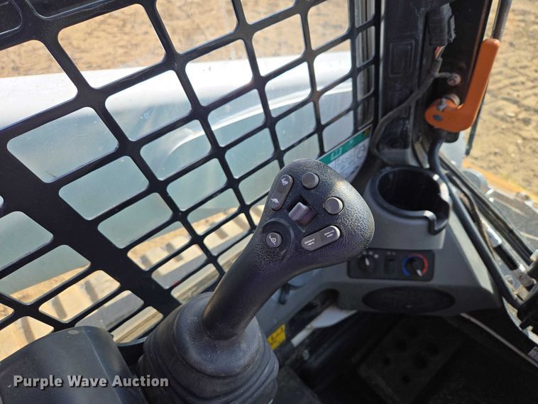 image for item EB1333 2024 Bobcat T770 tracked skid steer loader