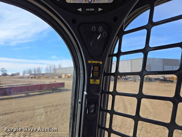 image for item EB1333 2024 Bobcat T770 tracked skid steer loader