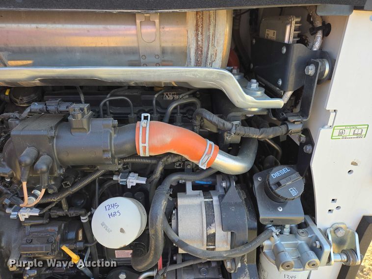 image for item EB1333 2024 Bobcat T770 tracked skid steer loader