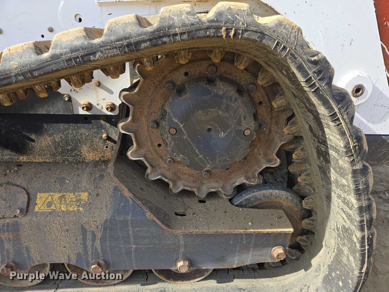 image for item EB1333 2024 Bobcat T770 tracked skid steer loader