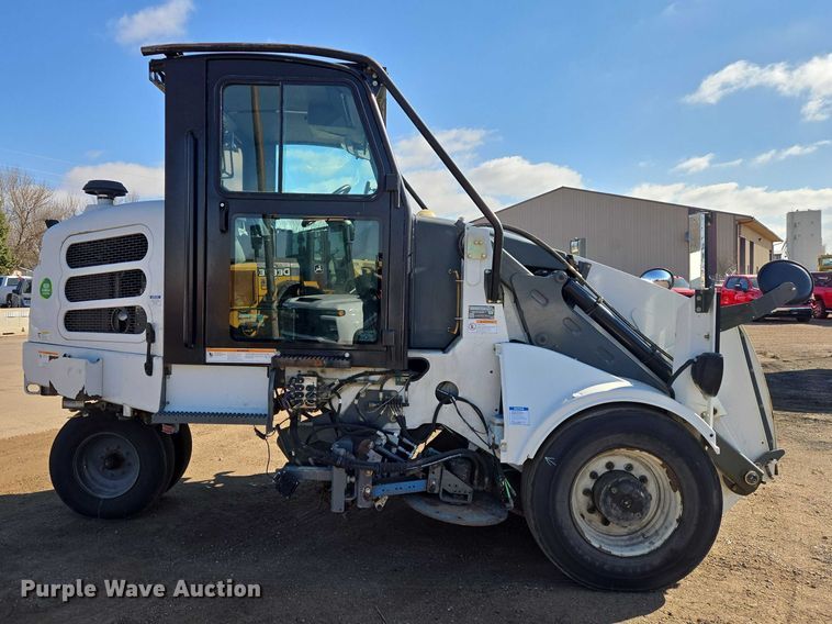 image for item EB1383 2013 Elgin Pelican NP street sweeper