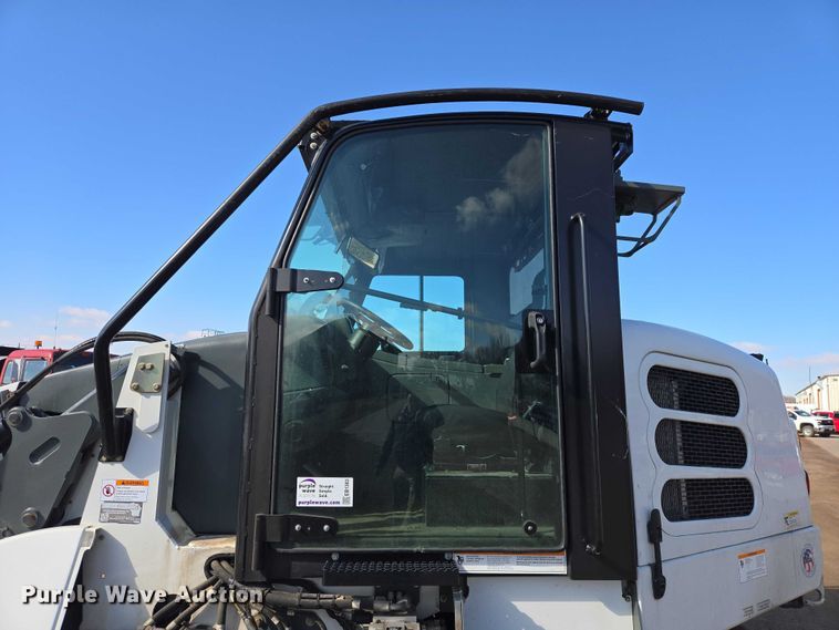image for item EB1383 2013 Elgin Pelican NP street sweeper