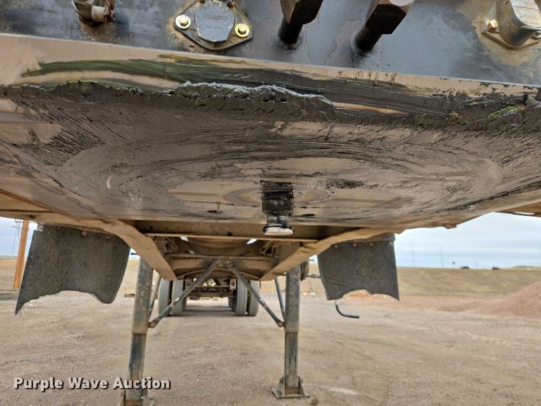 image for item EB1384 1997 Circle R 34HSD side dump trailer