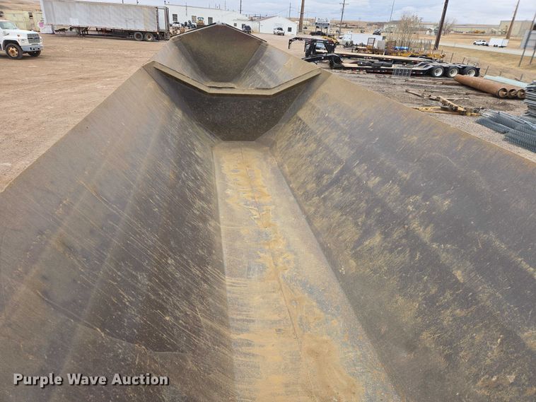 image for item EB1384 1997 Circle R 34HSD side dump trailer