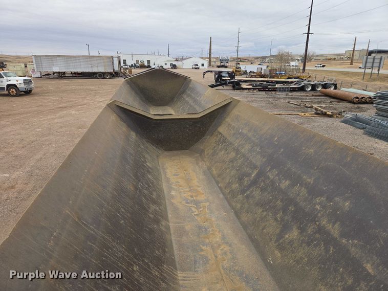 image for item EB1384 1997 Circle R 34HSD side dump trailer