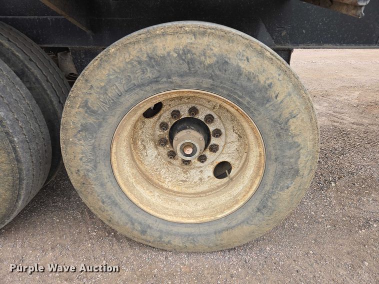 image for item EB1384 1997 Circle R 34HSD side dump trailer