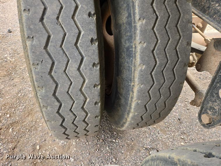 image for item EB1384 1997 Circle R 34HSD side dump trailer