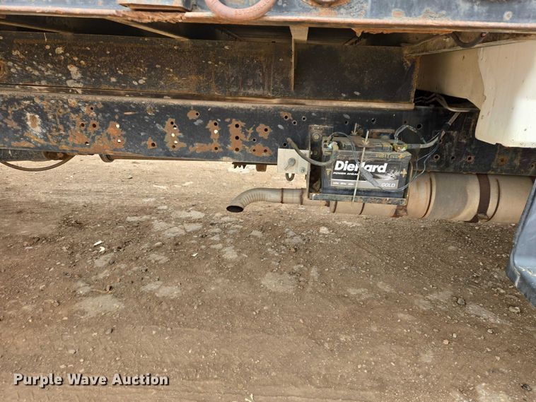 image for item EB1385 1992 Ford F600 dump flatbed truck