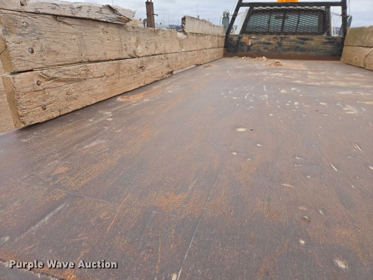 image for item EB1385 1992 Ford F600 dump flatbed truck