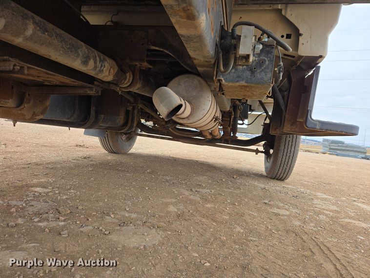 image for item EB1385 1992 Ford F600 dump flatbed truck