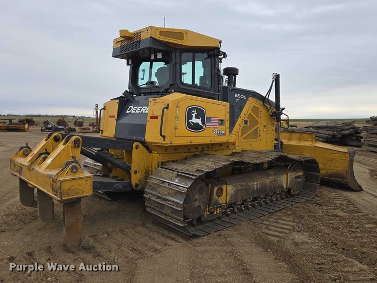 image for item EB1386 2019 John Deere 850L LGP dozer