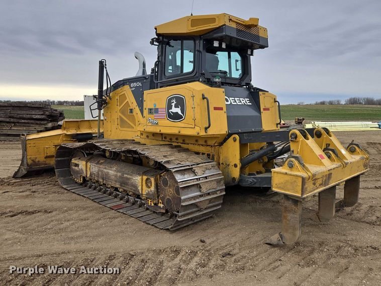 image for item EB1386 2019 John Deere 850L LGP dozer