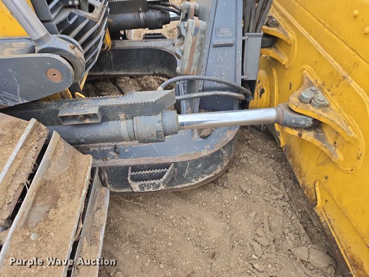 image for item EB1386 2019 John Deere 850L LGP dozer