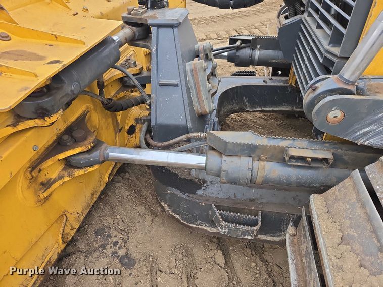 image for item EB1386 2019 John Deere 850L LGP dozer