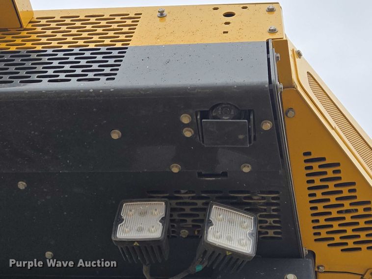 image for item EB1386 2019 John Deere 850L LGP dozer