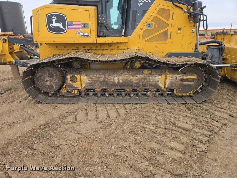 image for item EB1386 2019 John Deere 850L LGP dozer