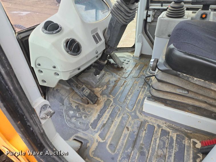 image for item EB1389 2007 Hyundai HL760-7A wheel loader