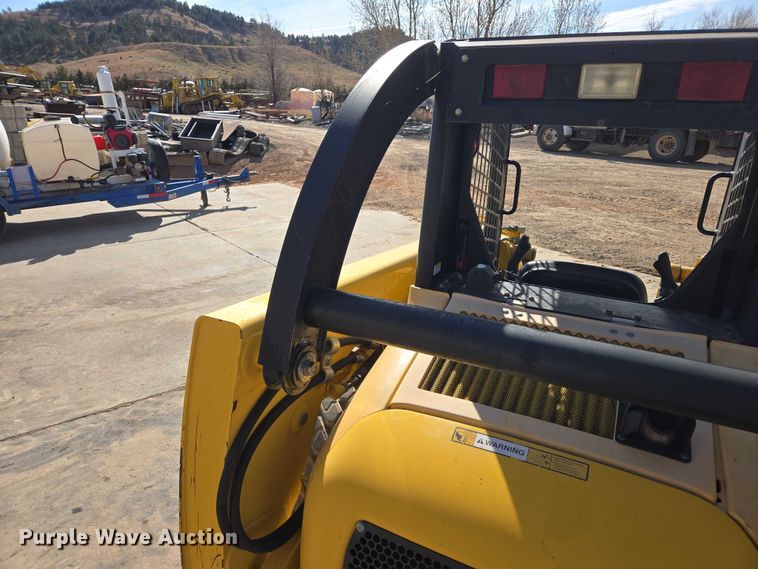 image for item EB1390 2000 John Deere 240 skid steer loader