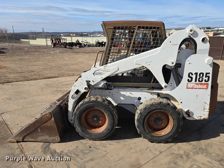 image for item EB1391 2008 Bobcat S185 skid steer loader