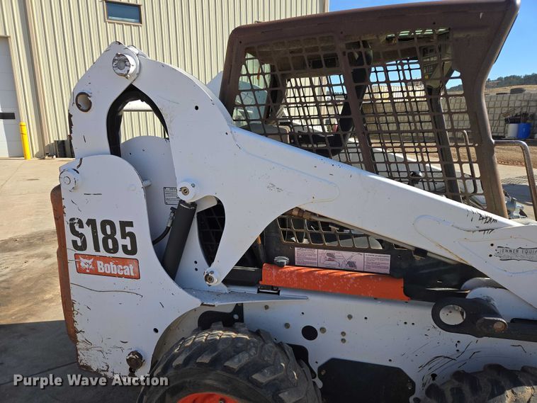 image for item EB1391 2008 Bobcat S185 skid steer loader