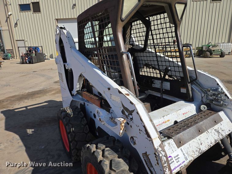image for item EB1392 2010 Bobcat S185 skid steer loader