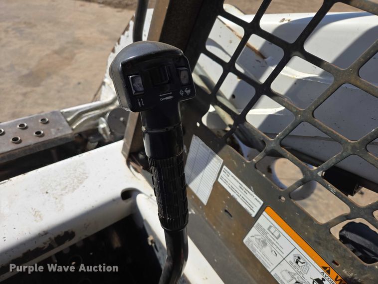 image for item EB1392 2010 Bobcat S185 skid steer loader