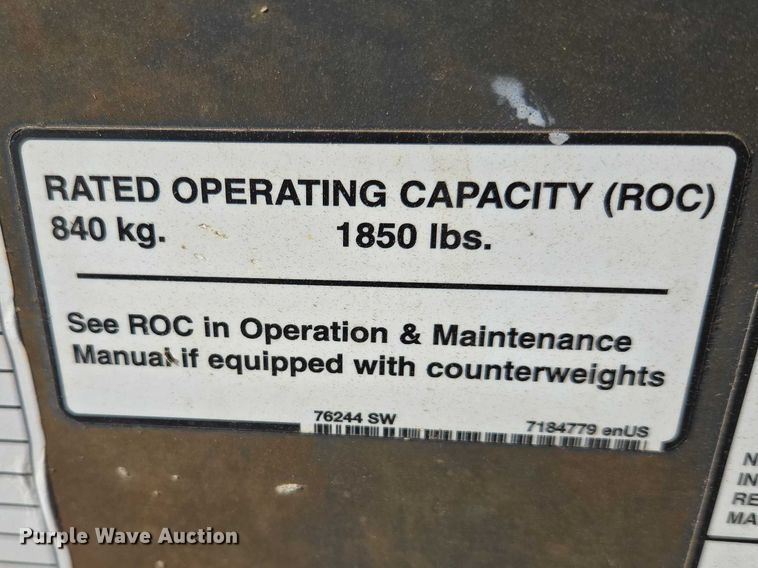 image for item EB1392 2010 Bobcat S185 skid steer loader