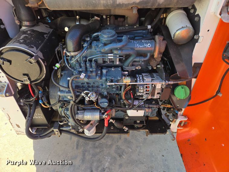 image for item EB1392 2010 Bobcat S185 skid steer loader