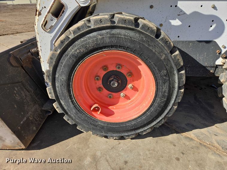 image for item EB1392 2010 Bobcat S185 skid steer loader