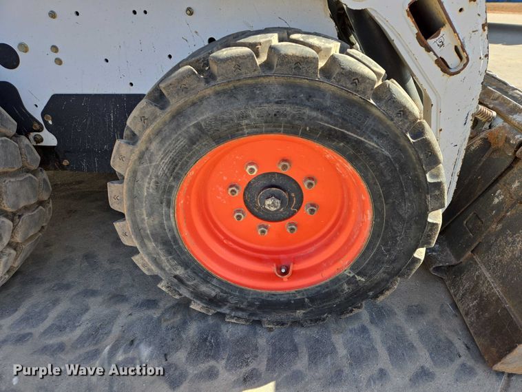 image for item EB1392 2010 Bobcat S185 skid steer loader