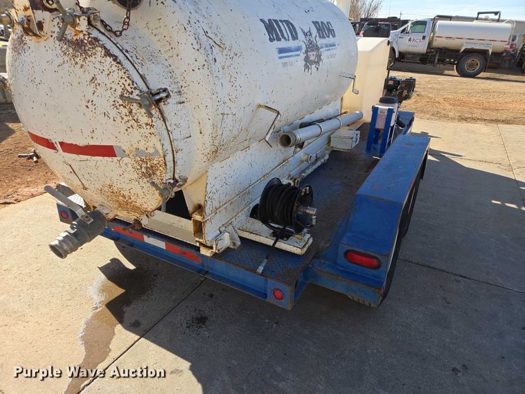 image for item EB1394 2010 Mud Hog vacuum excavator