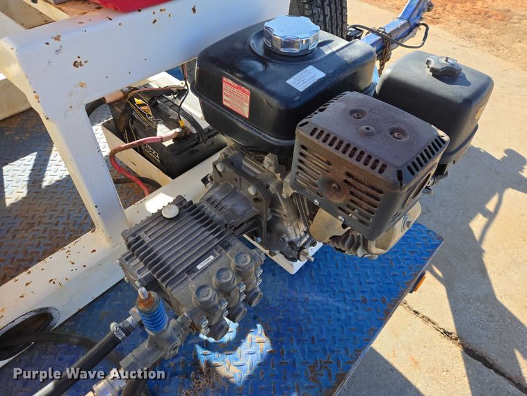 image for item EB1394 2010 Mud Hog vacuum excavator