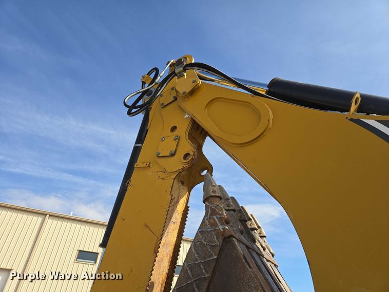 image for item EB1395 2007 Caterpillar 420E backhoe