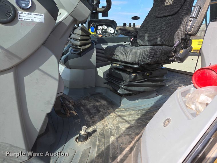 image for item EB1395 2007 Caterpillar 420E backhoe