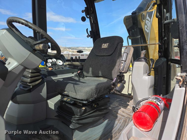 image for item EB1395 2007 Caterpillar 420E backhoe