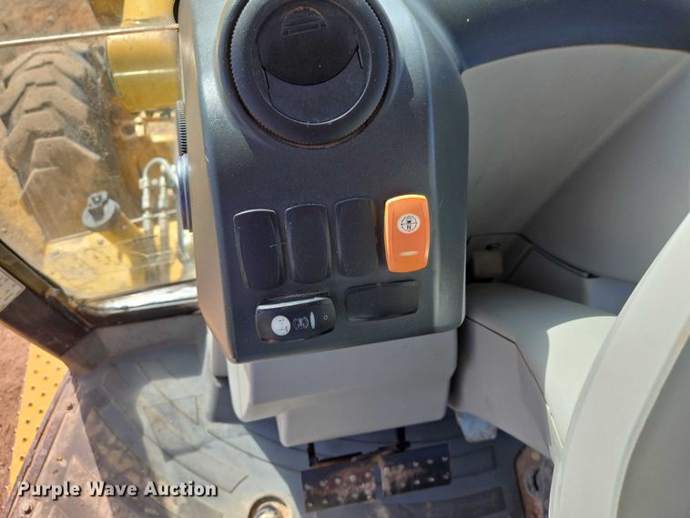 image for item EB1395 2007 Caterpillar 420E backhoe