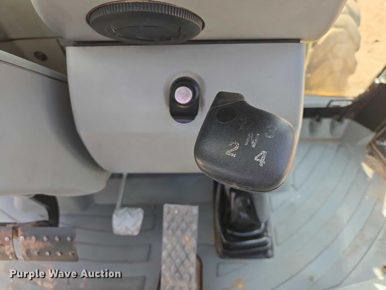 image for item EB1395 2007 Caterpillar 420E backhoe