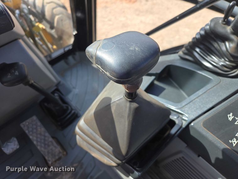 image for item EB1395 2007 Caterpillar 420E backhoe