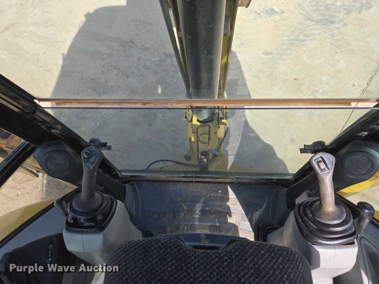 image for item EB1395 2007 Caterpillar 420E backhoe