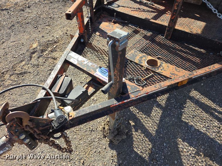 image for item EB1397 2007 Power House Pro Trax compact utility loader