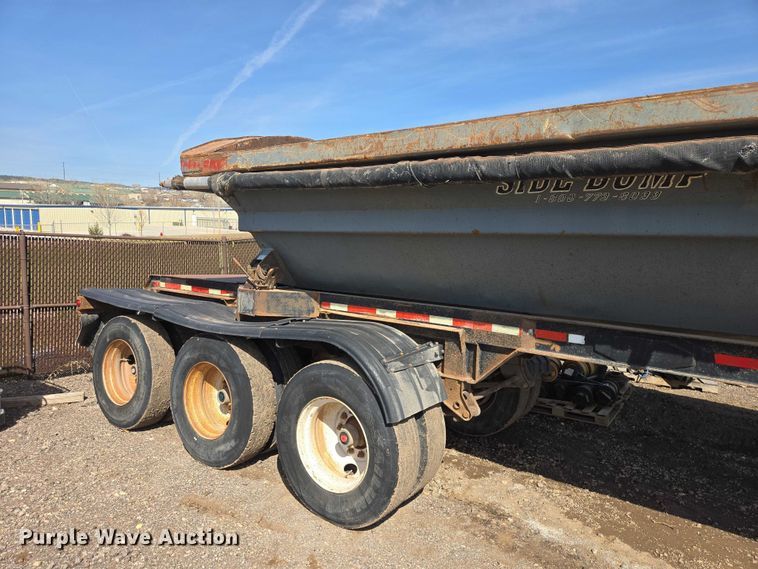image for item EB1399 1998 Smith Co side dump trailer