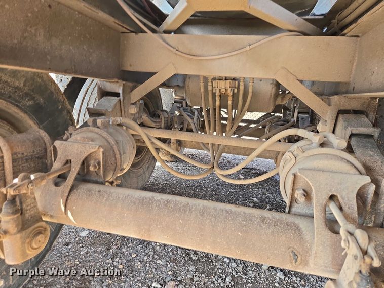 image for item EB1399 1998 Smith Co side dump trailer