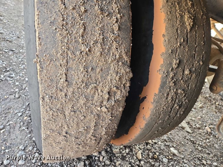 image for item EB1399 1998 Smith Co side dump trailer