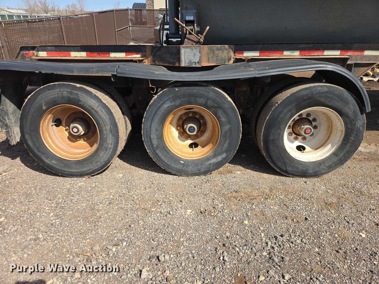 image for item EB1399 1998 Smith Co side dump trailer