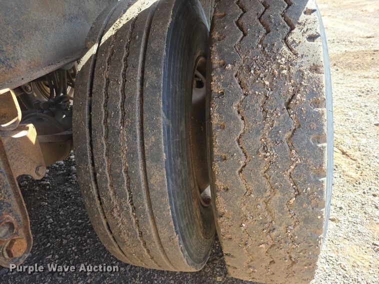 image for item EB1399 1998 Smith Co side dump trailer