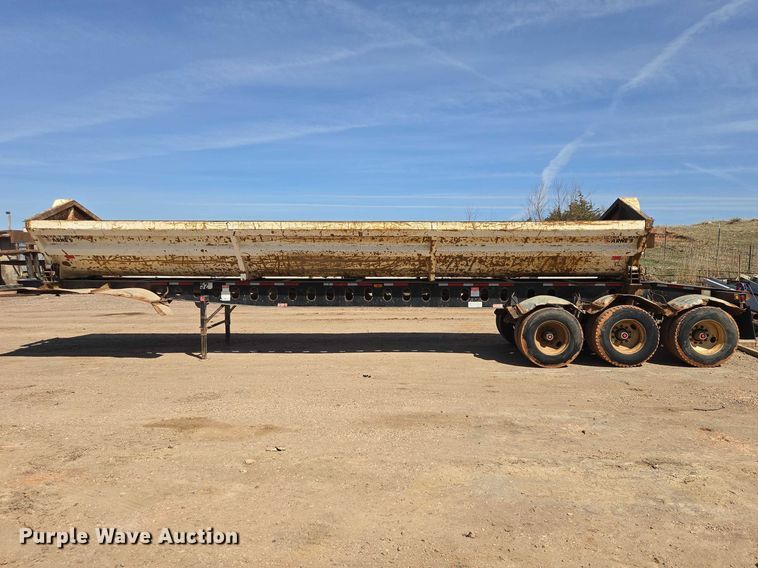 image for item EB1402 2004 Arne's Ultra V Max side dump trailer